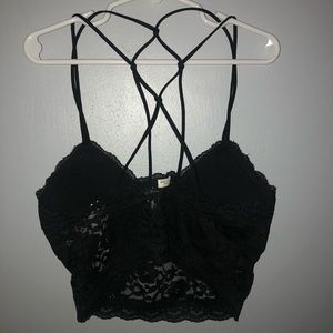 ❄️ ❄️ New with out tags bralette ❄️ ❄️